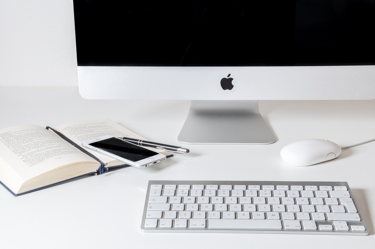 What's the definition of blogging?